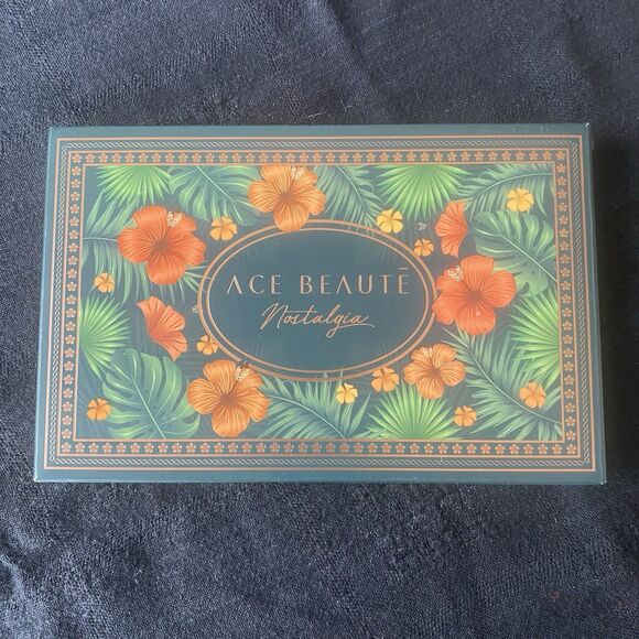 NIB Ace Beaute Nostalgia Palette Eyeshadow. 15 Shades. Never Used. Not Swatched. - Picture 2 of 13